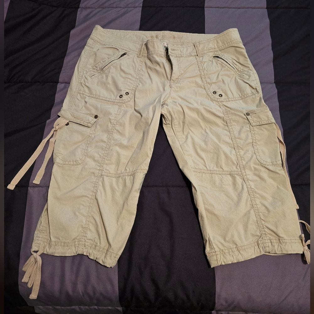 Khaki Bermuda cargo shorts